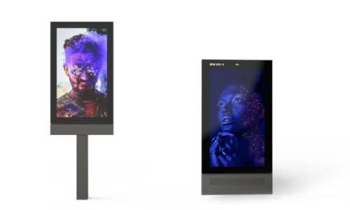 A Game Changer in Outdoor Digital Signage: My Experience with EKAA IP67 High Brightness Displays